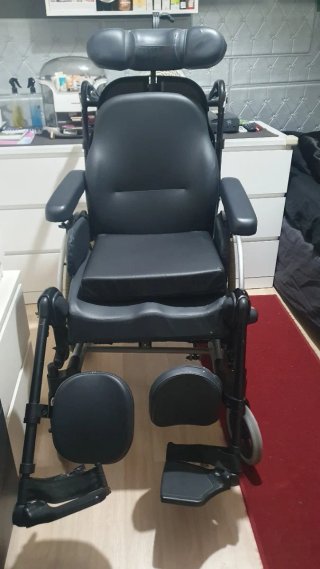Silla de ruedas breezy relax2