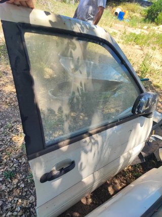 Puertas Nissan Terrano 2