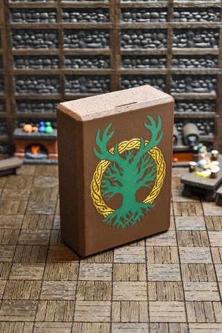 Adventurer Box – Porta Dadi e Miniature GDR Druid