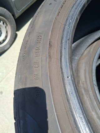 Pirelli P Zero 275/40 R21 107