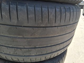 Pirelli P Zero 275/40 R21 107