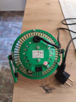 Mini ventilador verde
