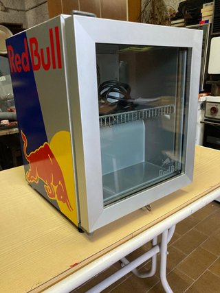 Mini Frigorífico Red Bull