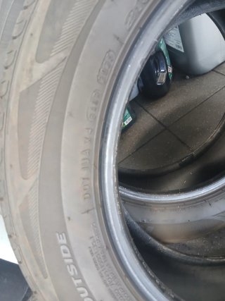 2--Neumático 215/60R17 96H