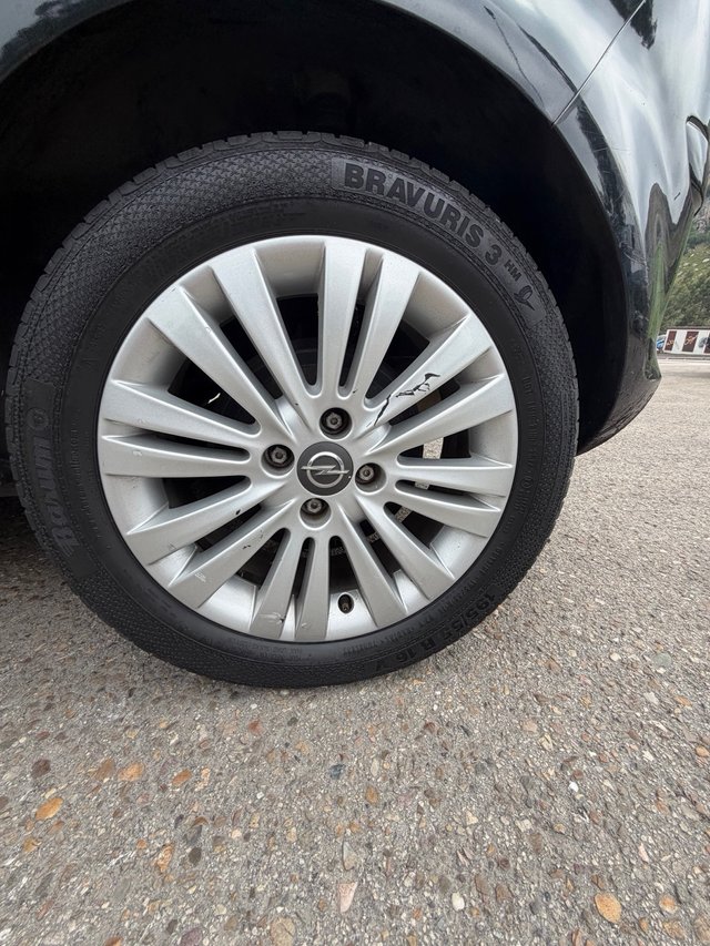 Opel Corsa 1.4 Gasolina 100 CV – 2014 – 229.000 km