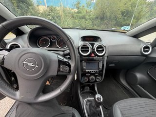 Opel Corsa 1.4 Gasolina 100 CV – 2014 – 229.000 km