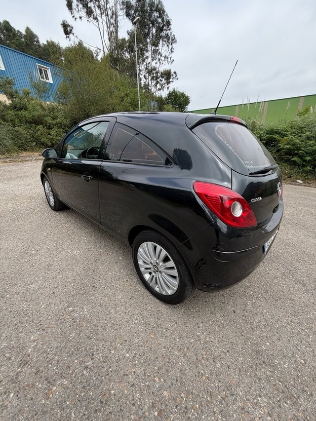 Opel Corsa 1.4 Gasolina 100 CV – 2014 – 229.000 km