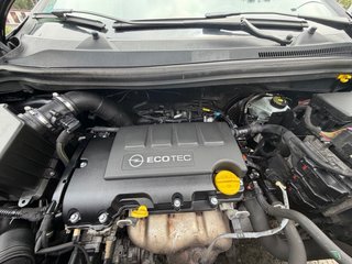 Opel Corsa 1.4 Gasolina 100 CV – 2014 – 229.000 km