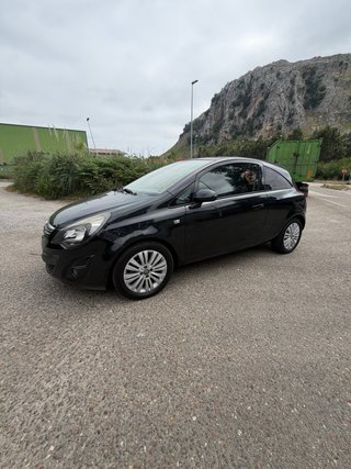 Opel Corsa 1.4 Gasolina 100 CV – 2014 – 229.000 km