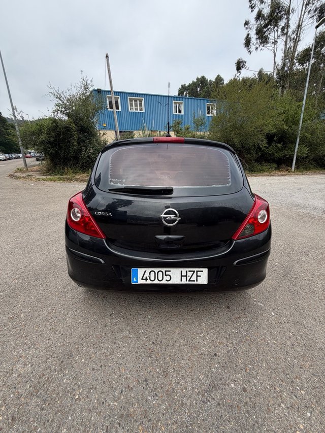 Opel Corsa 1.4 Gasolina 100 CV – 2014 – 229.000 km