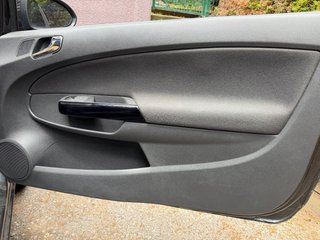 Opel Corsa 1.4 Gasolina 100 CV – 2014 – 229.000 km
