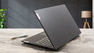 NUEVO Portátil Lenovo V15 G5 15.6" I5 120U 16GB