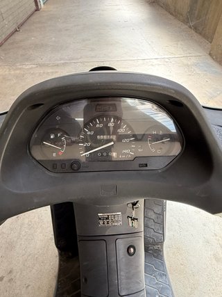 Honda Foresight 250cc Maxi Scooter Plata