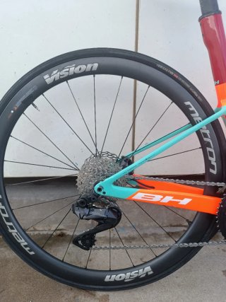 Bicicleta BH G8 Naranja y Azul
