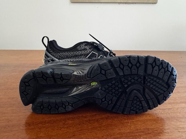 Sneakers New Balance 1906F Taglia 42