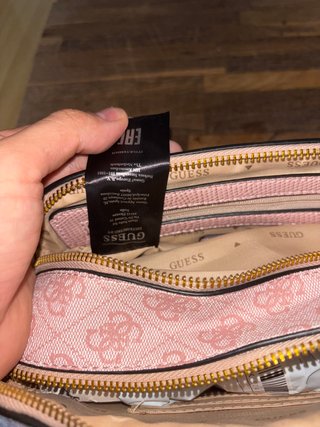 Bolso Guess Rosa y Dorado