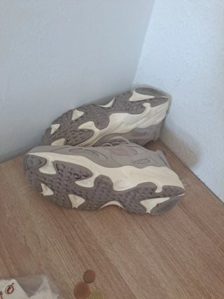 Zapatillas Fila grises