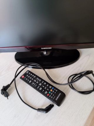 TV Samsung LED 22 + Mando