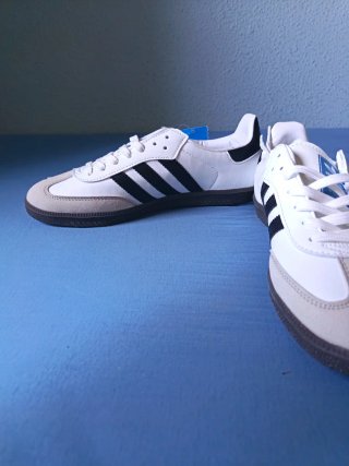 Zapatos Adidas Samba Blancos y Negros