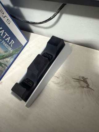 Consola PS5 + 2 Mandos + 5 Juegos