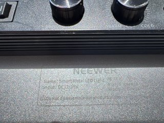Foco LED Smart Light con posible batería NEEWER