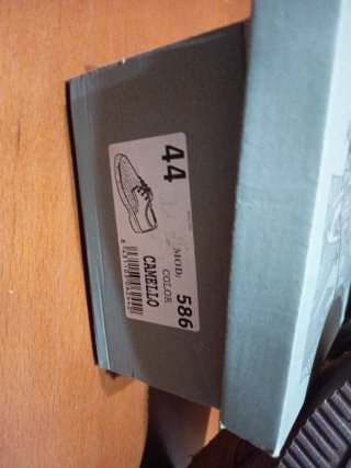 Zapatilla serraje cordones caballero