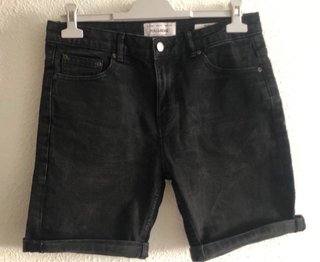 Conjunto: Pantalón corto Pull&Bear T40 y Polo Lott
