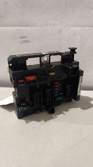 CAJA RELES / FUSIBLES Peugeot 307 (S1)(04.2001->06.2005)