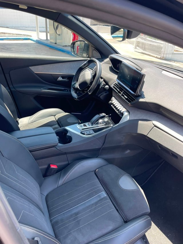 Peugeot 5008 2022 GT Pack EAT8