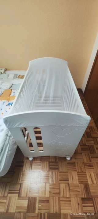 Cuna 120 + Ropa de Cuna