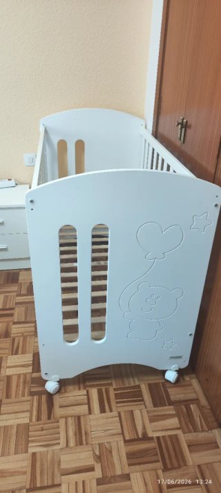 Cuna 120 + Ropa de Cuna