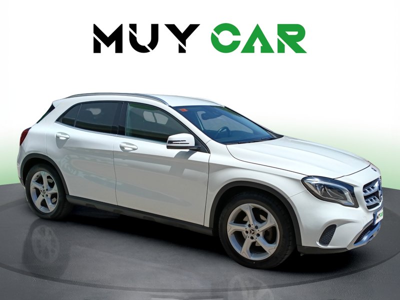 Mercedes-Benz GLA 180 90 kW (122 CV) - foto 1