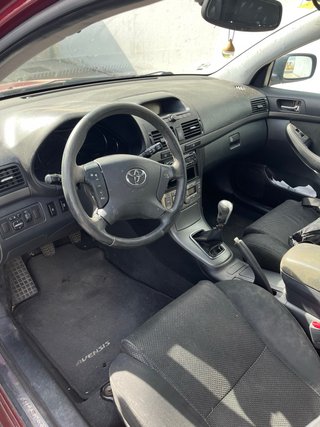 Toyota Avensis 2005