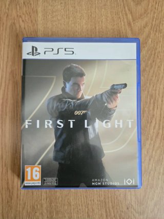 Juego PS5 First Light