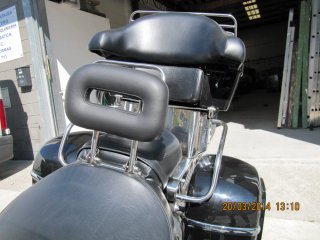 Kawasaki VN900 Classic Negra