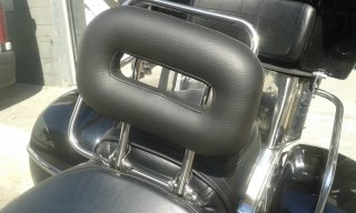 Kawasaki VN900 Classic Negra