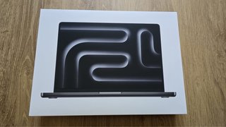 Caja Macbook Pro M5
