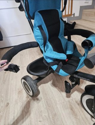Triciclo Kinderkraft azul