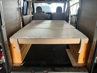 Mueble camper artesanal Peugeot Expert 2008