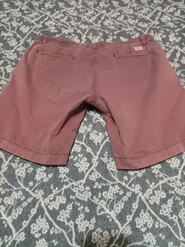 Bermudas Scalpers Talla 46 Rosa