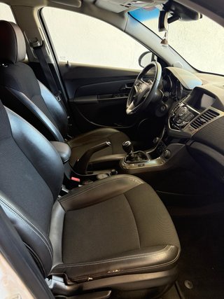 Chevrolet Cruze 2013