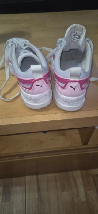 Deportivas Puma Talla 40 Blancas y Rosas