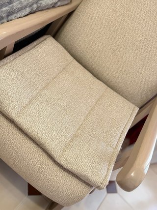 Silla Mecedora Tapizada con Protector Incluido