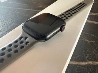 Apple Watch Serie 8 45mm Negro/Gris