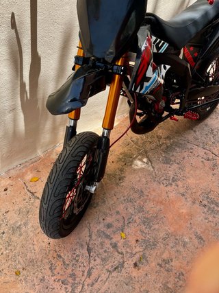 Derbi senda