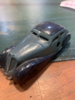 Coche hojalata vintage años 40