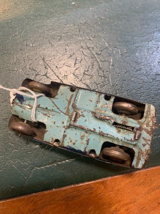 Coche hojalata vintage años 40