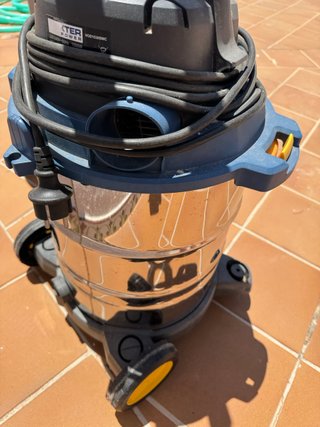Aspiradora Dexter para Sólidos y Líquidos – 1500W
