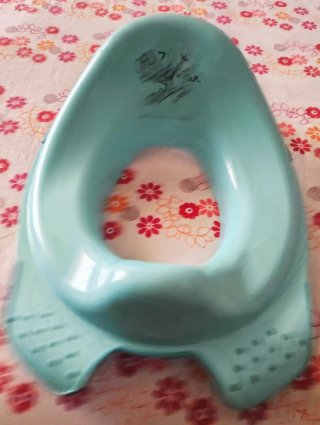Adaptador de baño infantil azul