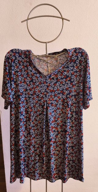 Blusón estampado floral manga corta